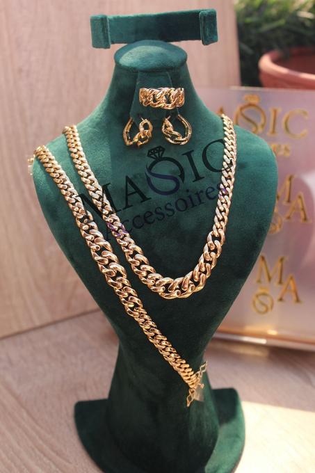 5 Ensembles colier + Gourmet + bague + Boucles