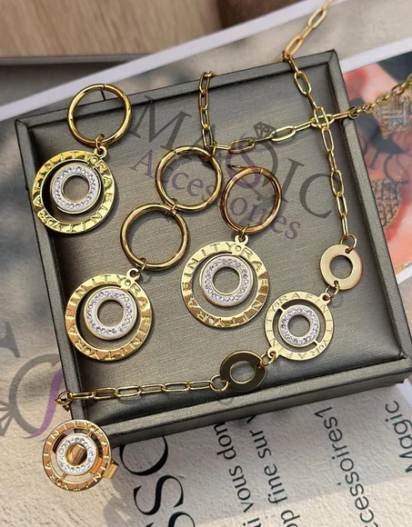 8 Ensembles colier +gourmet + bague + Boucles