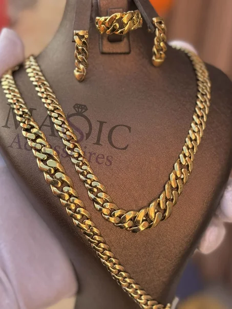 Collier + bague + boucles + gourmet