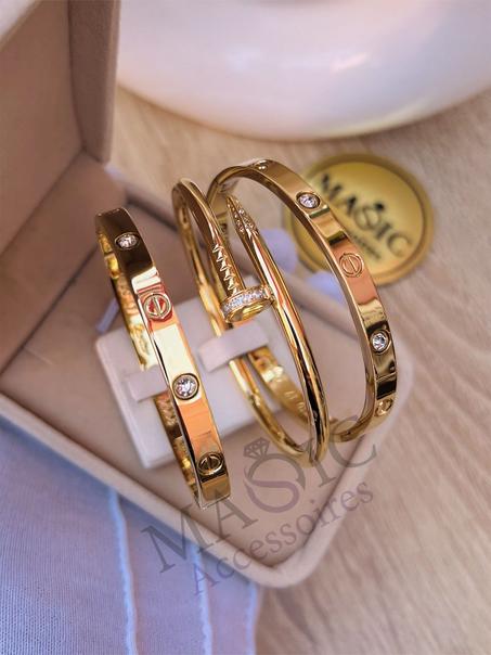 Trois bracelets en acier inoxydable 7