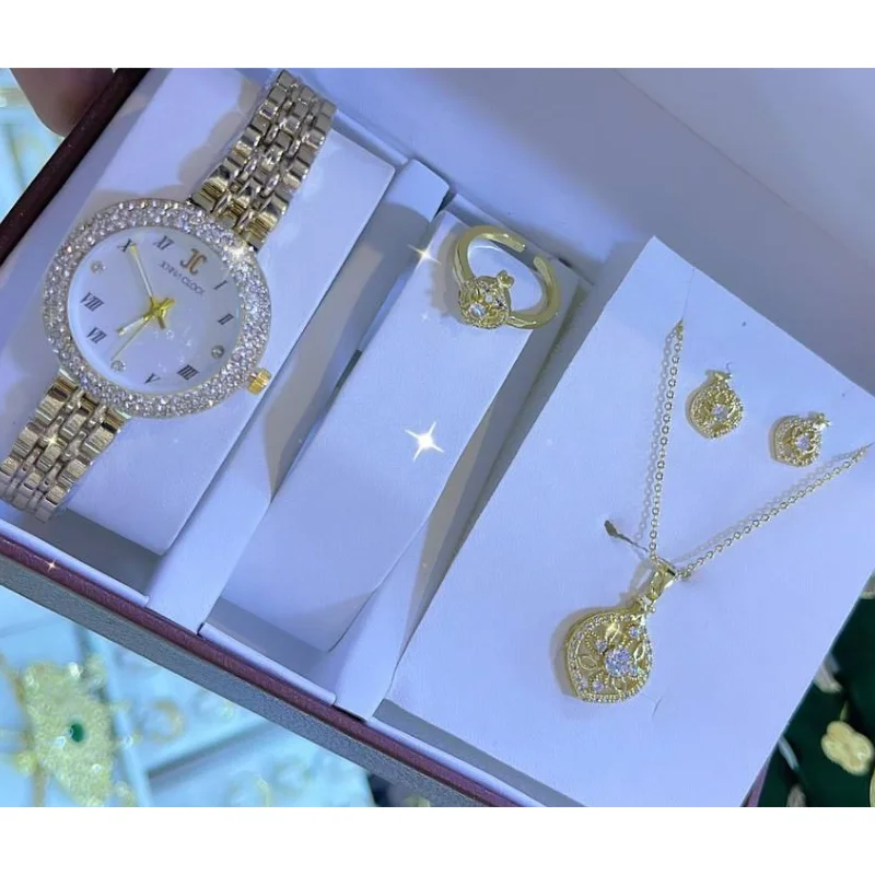 صندوق المجوهرات: ساعة + قلادة + أقراط + خاتم Coffret bijoux : Montre + collier + boucles d'oreilles + bague