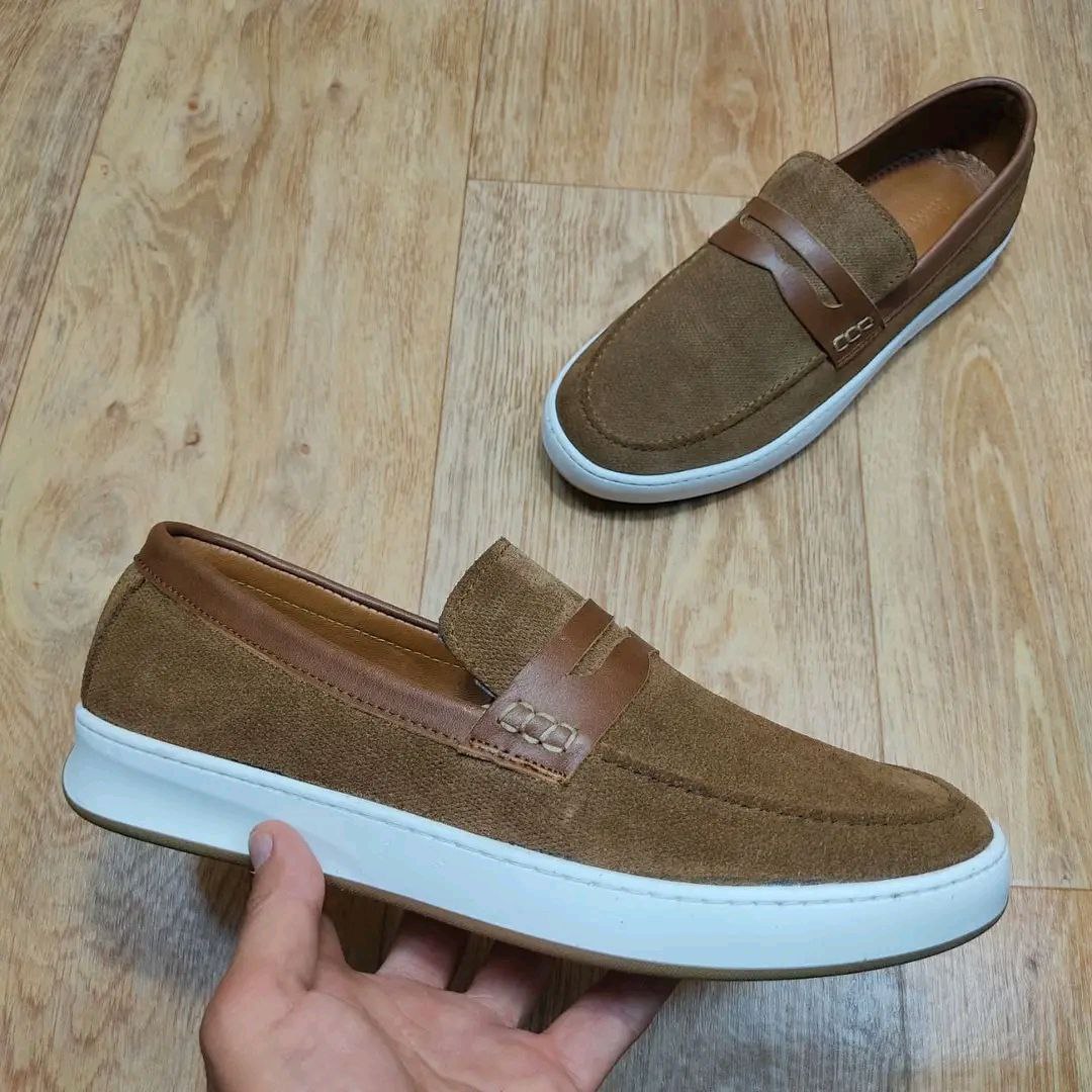 MOCASSINS EN CROÛTE DE CUIR À SEMELLE TRANSLUCIDE