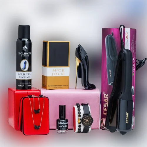 Ensemble divers produits pour femme -باك نسائي رائع