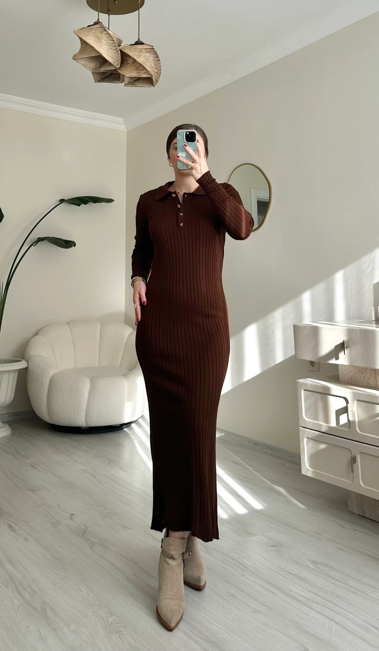 Robe tricoté à col polo