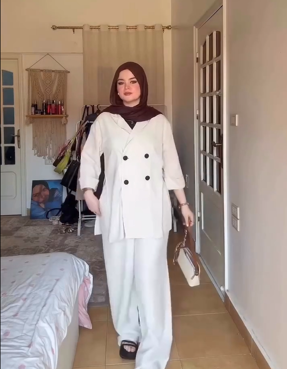 Costume léger femme