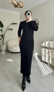 Robe tricoté à col polo