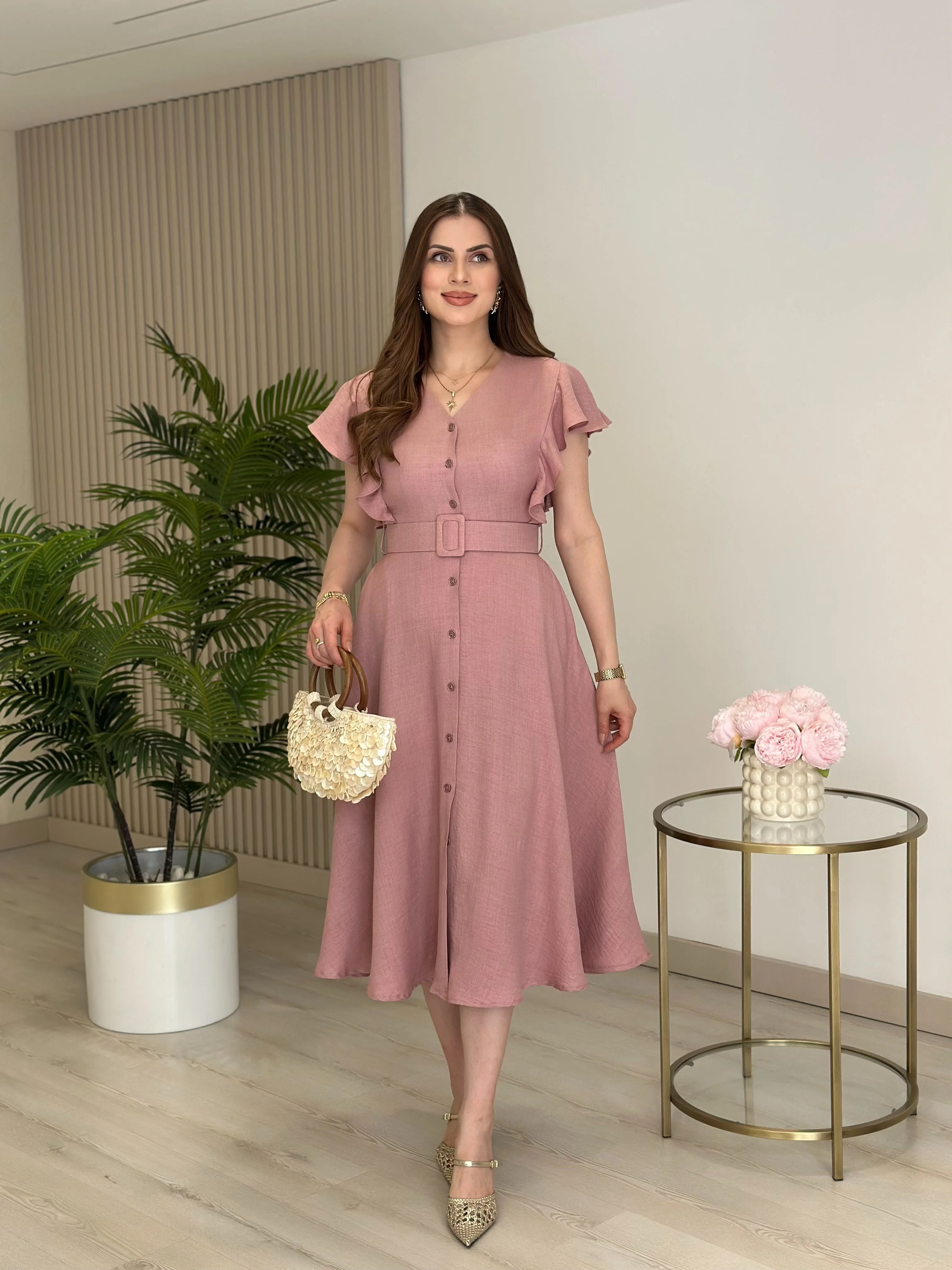 Robe volants et ceinture