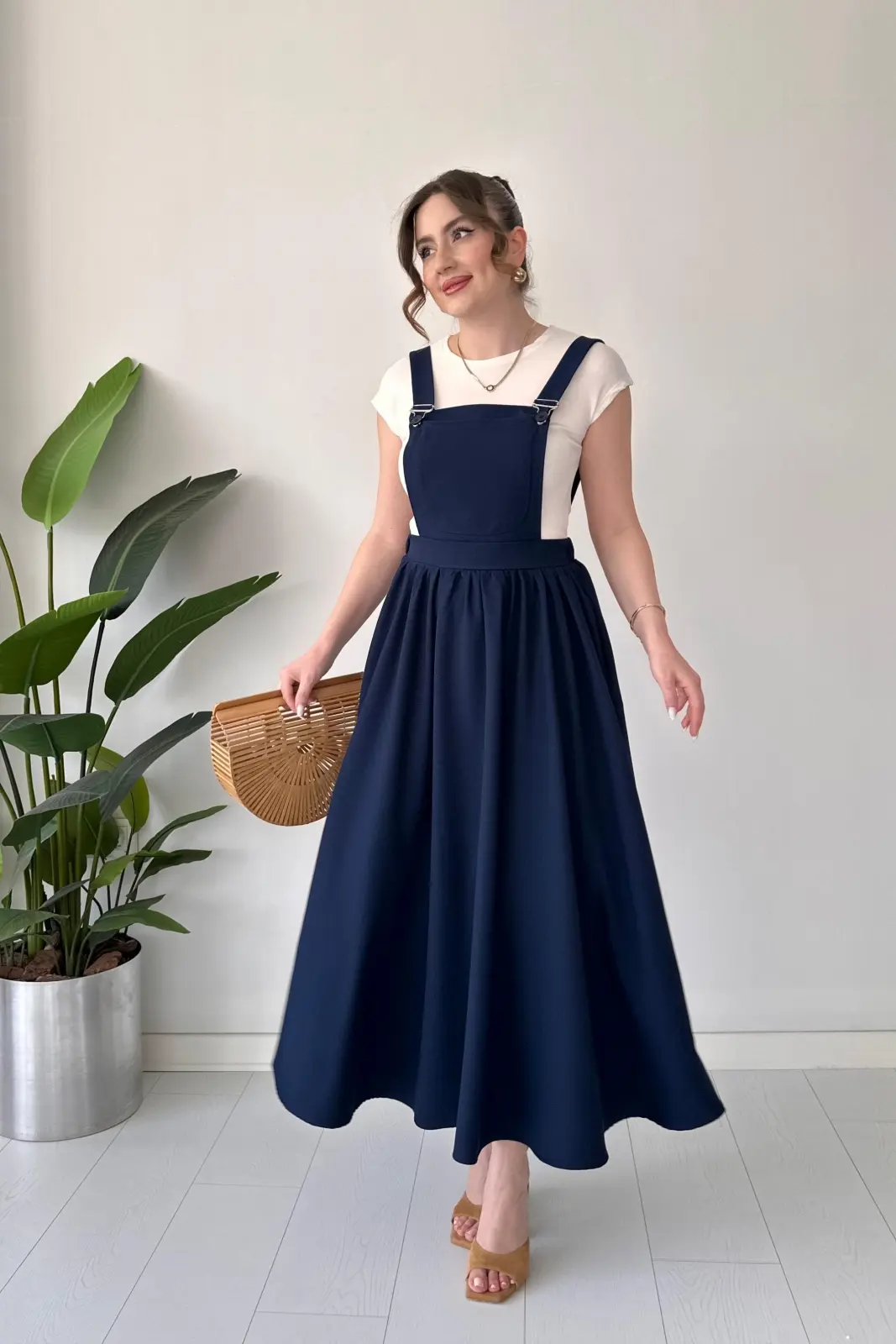 Robe salopette évasée