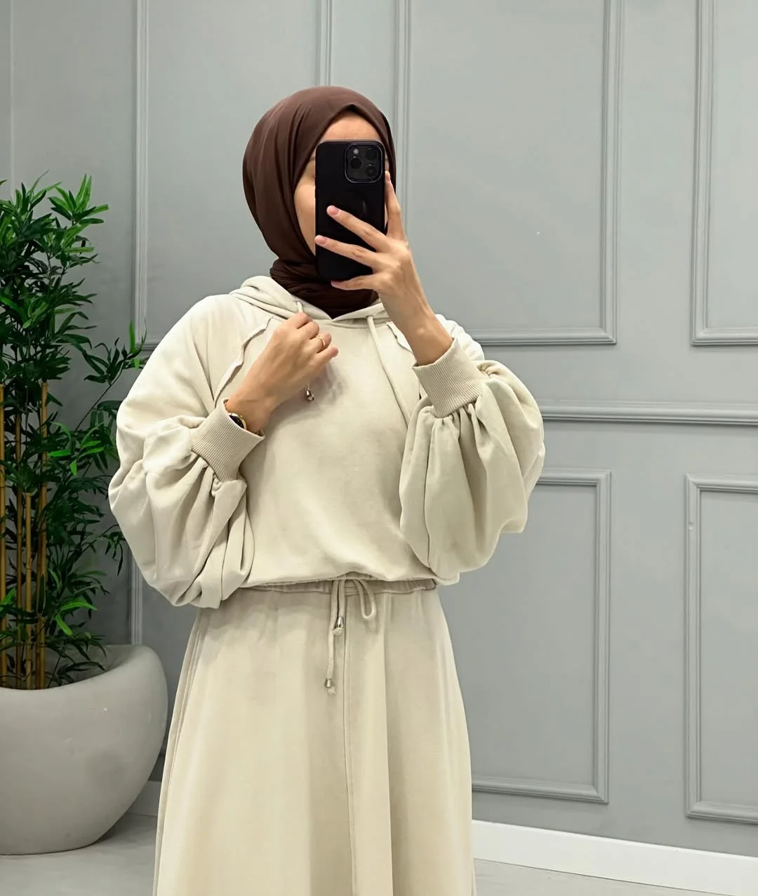 Ensemble jupe et haut à capuche FlorE