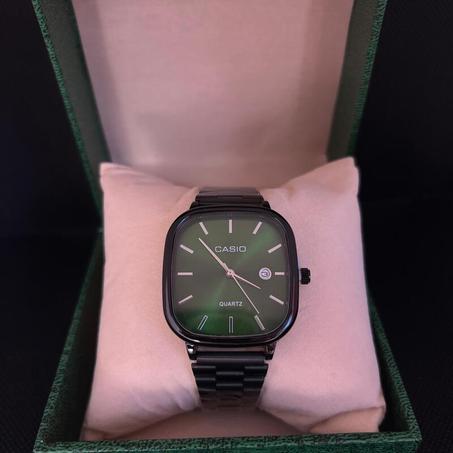 Montre Casio Quartz l vert