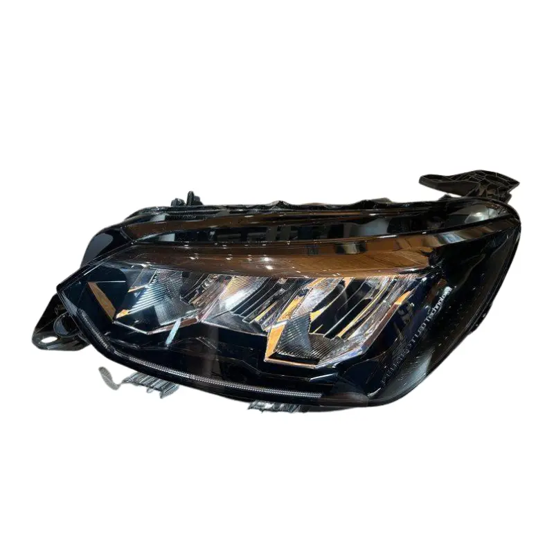 Optique gauche Peugeot 208