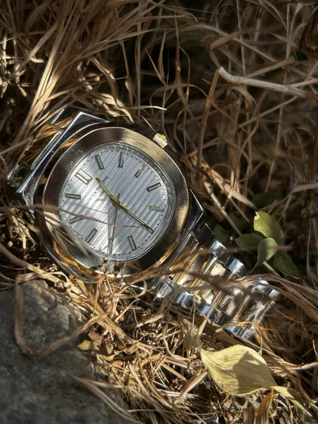 ✨الساعة الفخمة من العلامة PATEK PHILIPPE %بتخفيضات تصل الى -35😱 + علبة  مجانا !!!