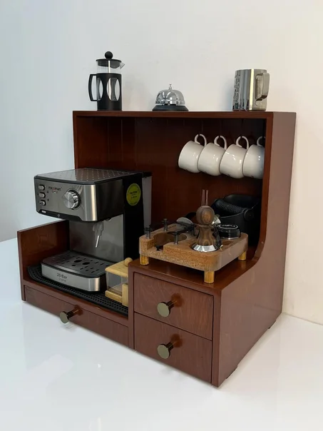 طاولة تنظيم ركن القهوة
