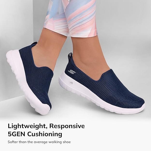 حذاء رياضي دامن جو ووك جوي-15600w سهل الارتداء من سكيتشرز