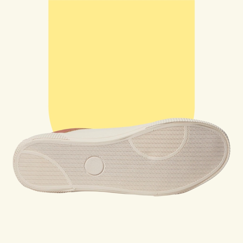 حذاء رياضي مريح من الفوم المخملي للنساء