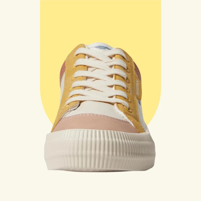 حذاء رياضي مريح من الفوم المخملي للنساء