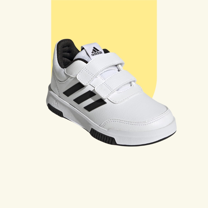 حذاء رياضي للاطفال من الجنسين