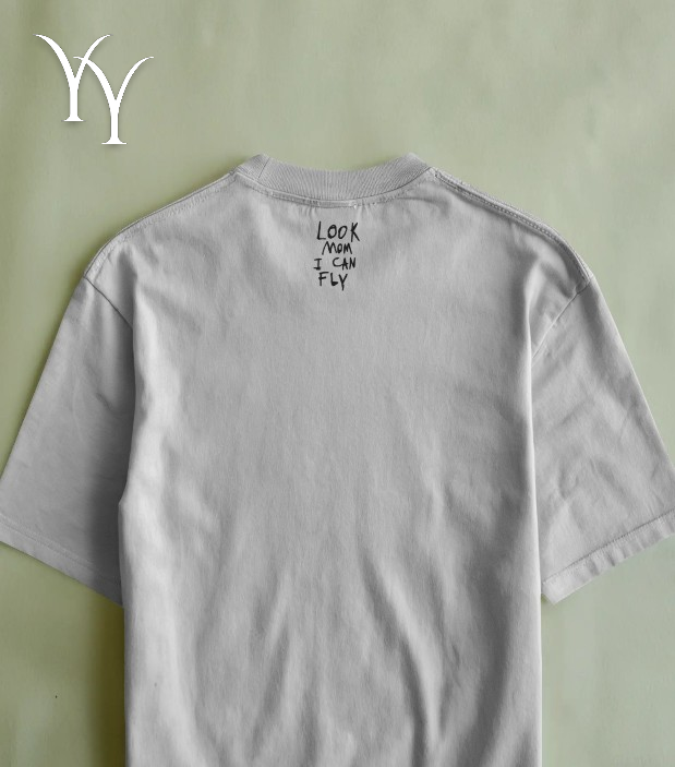 White Casual T-Shirt – Mom I Can Fly Quote
