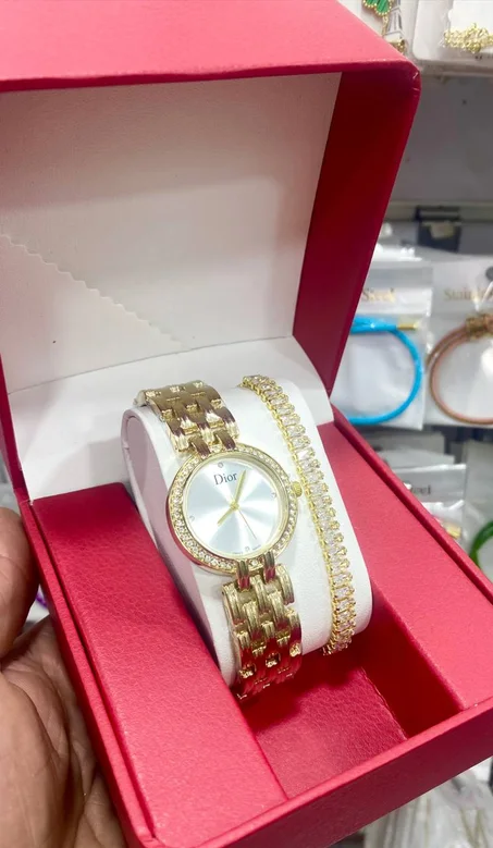 طقم "ديور بريستيج" – فخامة تليق باللحظات الاستثنائية