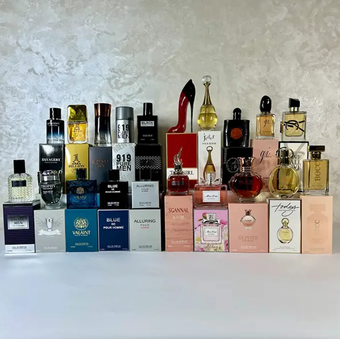 باك 10 عطور رجالية أو نسائية ب 199 درهم فقط + التوصيل بالمجان