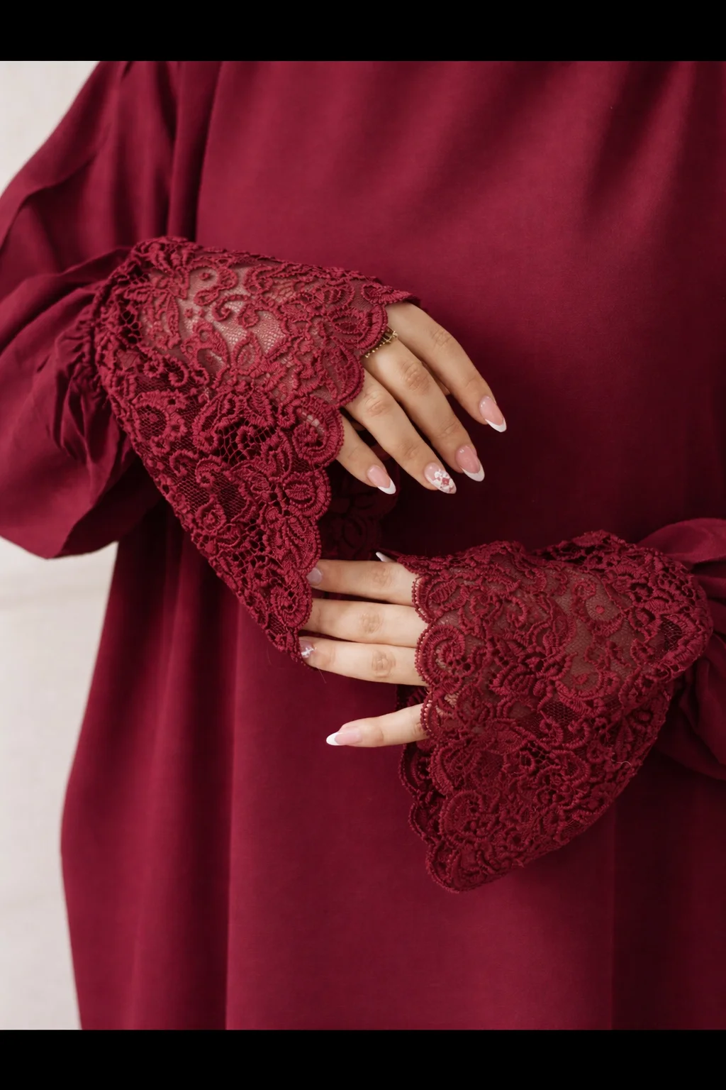 ABAYA DE PRIERE A CAPUCHE