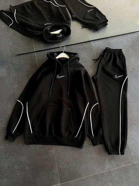 Ensemble NIKE _ sweatshirt hoodie + pantalon de jogging