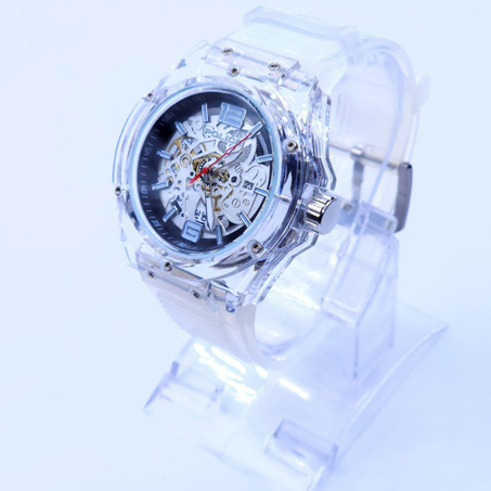 ساعات hublot 2024 🔥عرض خاص بمناسبة الموسم الصيفي🔥👈 اذا تدي زوج الثالثة باطل 😍