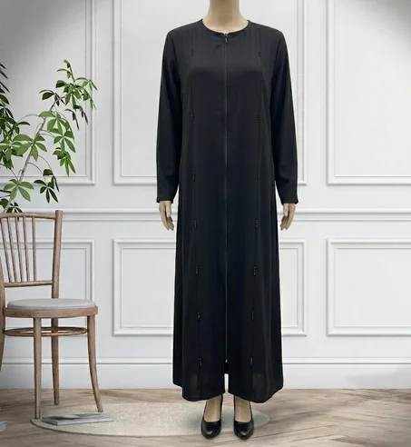 عبايات فاخرة بتصاميم عصرية – أناقة راقية لكل امرأة