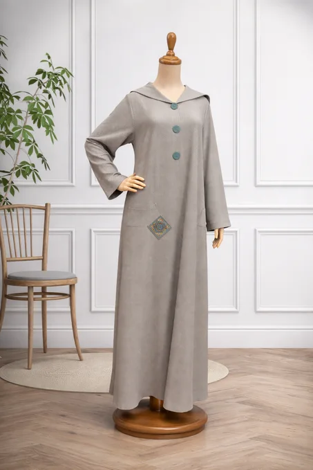 جلابة عصرية بلمسة راقية