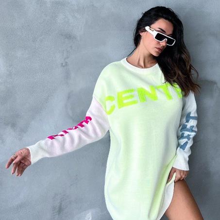 Tricot Très Chic Mi-loung standard; Top qualité / Chic and Confortable Knit, Long fit.