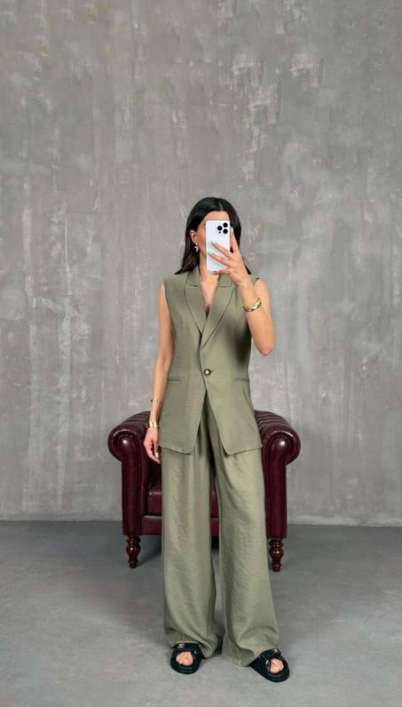 Ensemble très Chic - Pantalon & gilet.