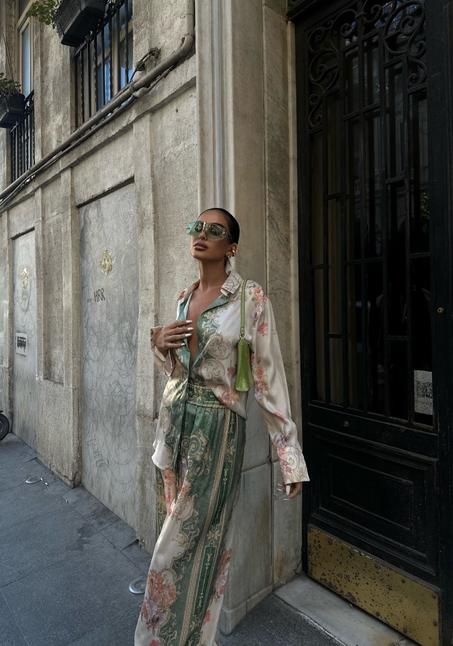 Ensemble Satin de soie/ Apparence douce et élégante.