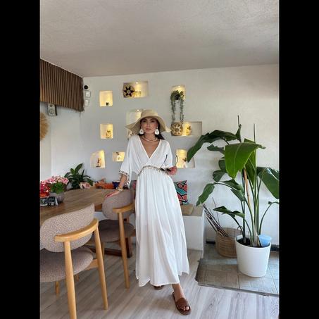 Robe en lin confortable pour l'été.