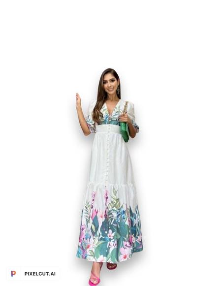 Robe blanche à fleurs douce et chic