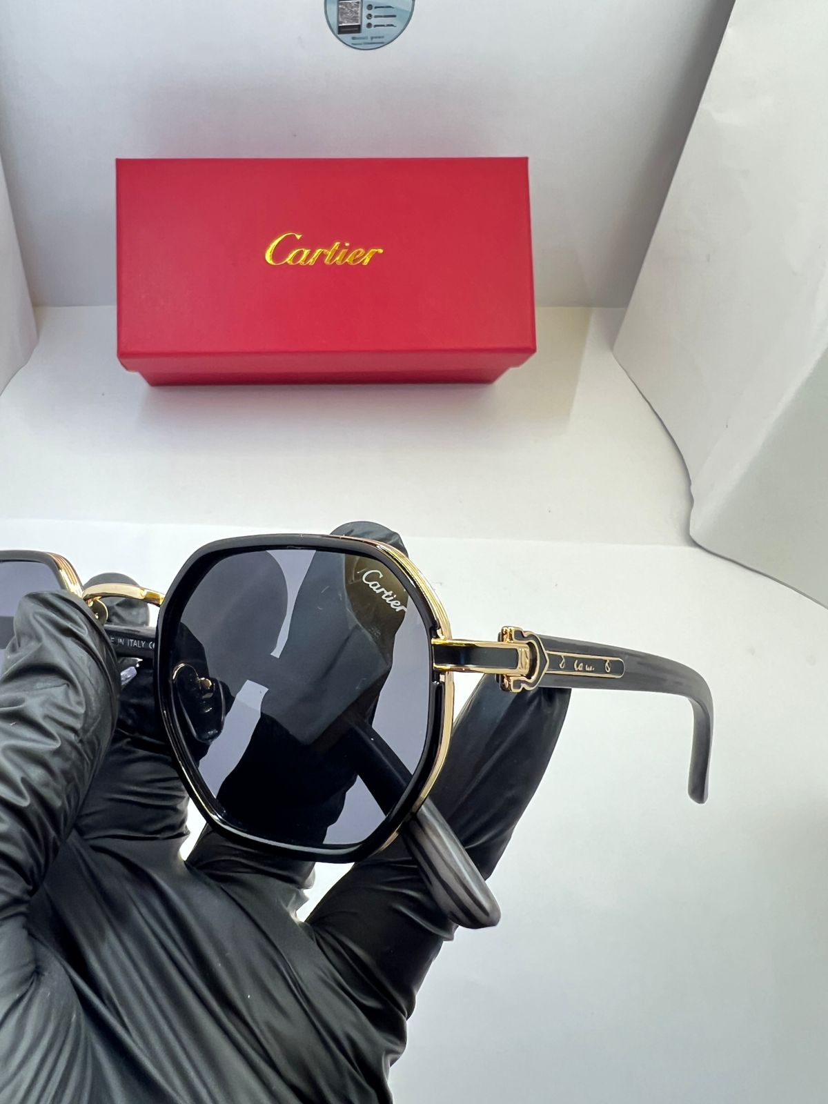 cartier oval noir