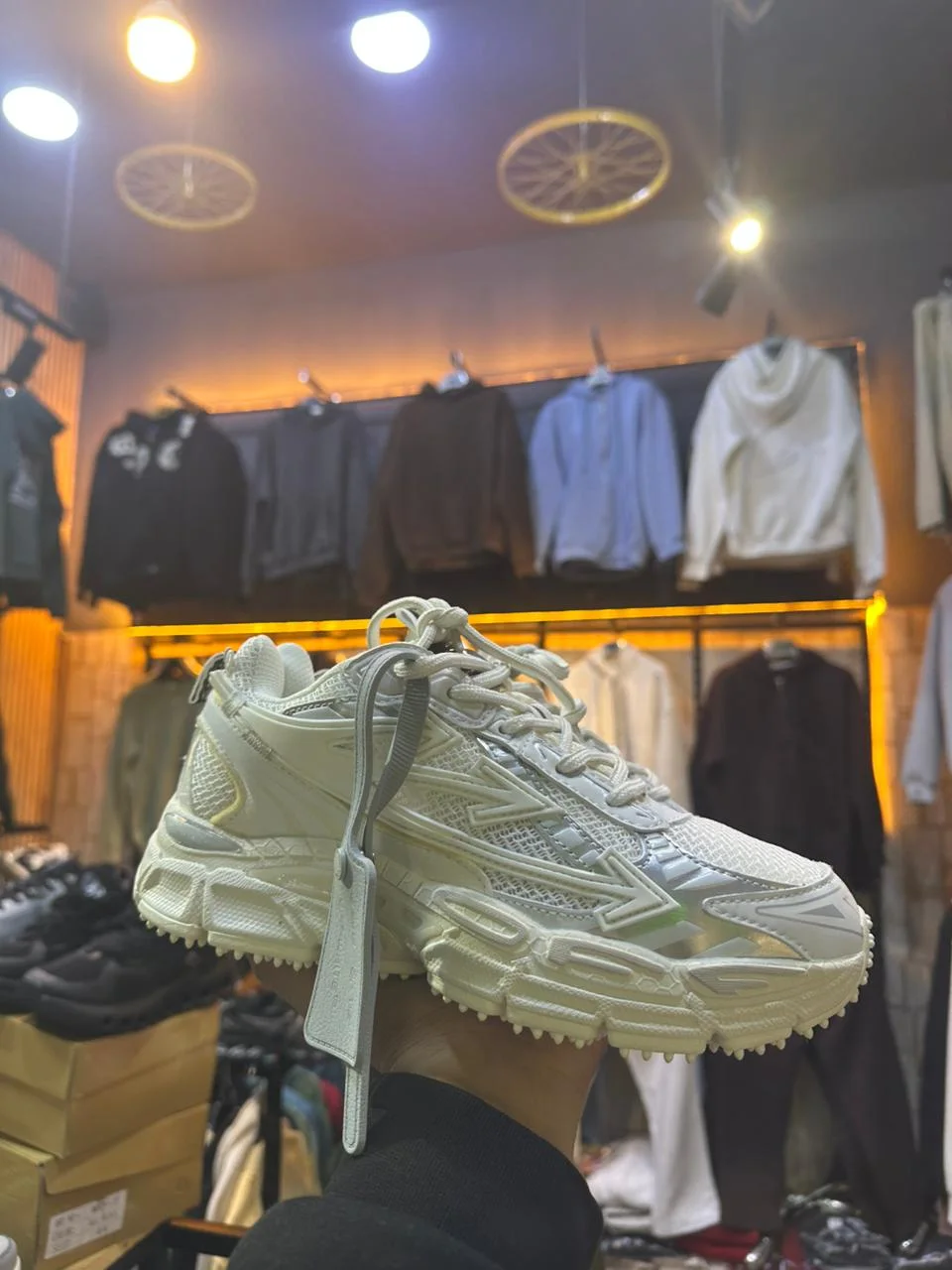 Off White Be Right Back White (Premium)