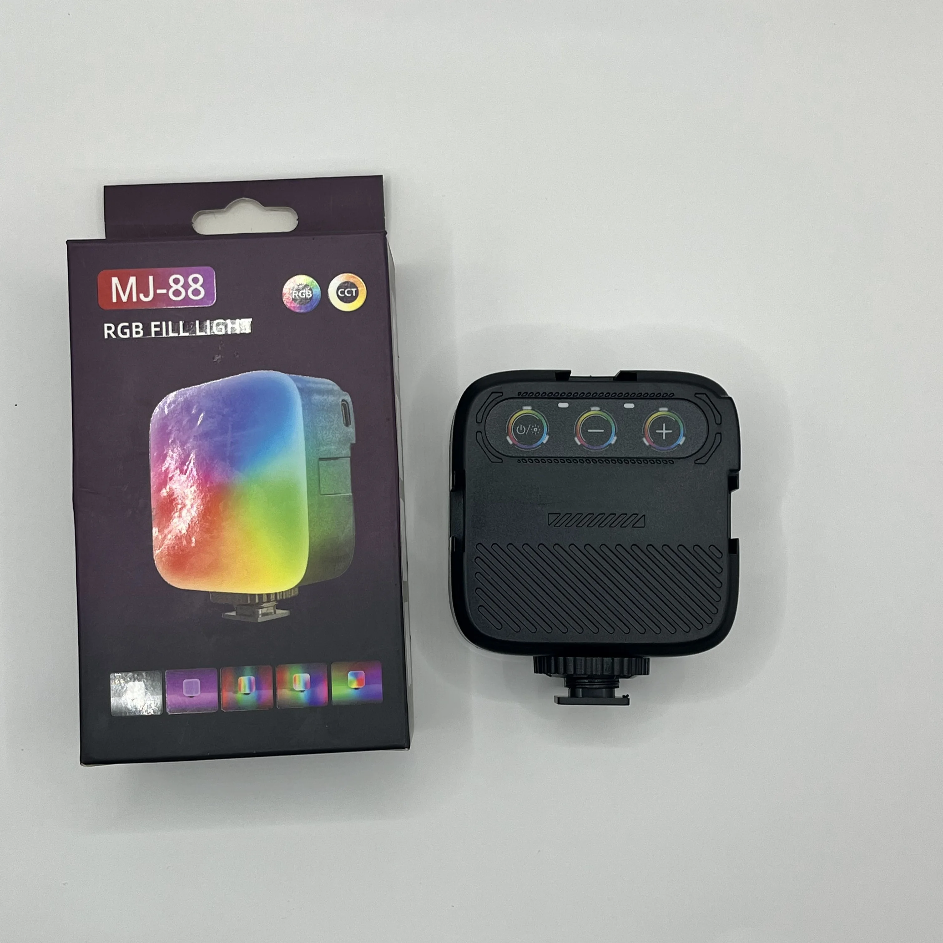 مصباح MJ-88 RGB Fill Light المحمول — استديو إضاءة احترافي وملون في جيبك!