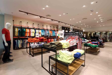 ملابس جاهزة