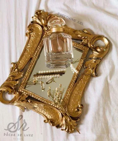 Miroir carré en resine 25cm