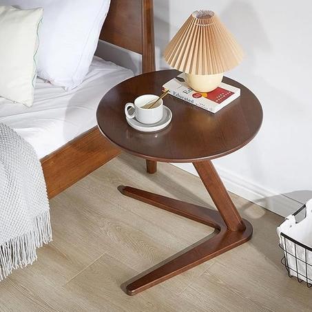 طاولة جانبية خشبية من سي اند هوم طاولات قهوة عصرية ديكورية وجبات خفيفة متحركة لغرفة المعيشة والشرفة مستديرة (50 × 49 سم) (بني)