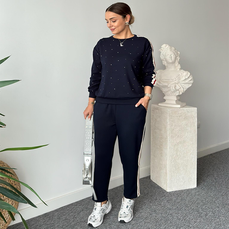 سويت فاخر مرصع بالاحجار