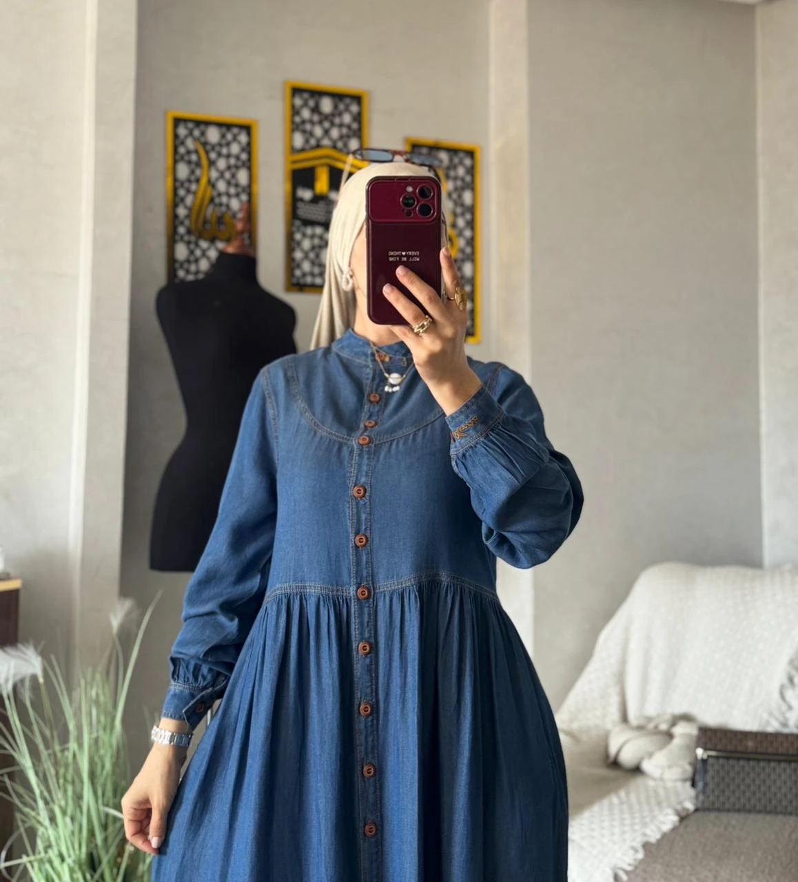 "جديد الصيف وصل! 👗 كسوة دجين خفيفة ومريحة، كاتجمع بين الأناقة والراحة ✨