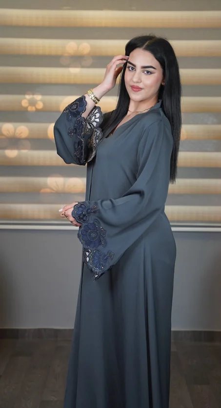 عباية ستراس  توب زوم جودة عااالية   ، أناقة لا مثيل لها بألوان ساحرة !