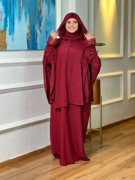 ✨طقم الصلاة و العمرة : عباية + فولار + سلهام الأناقة و الدفئ  في عباية وحدة✨