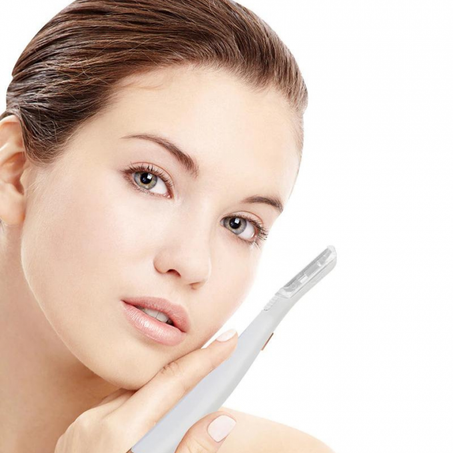 جهاز FLAWLESS الأورجينال لتحليق شعر الوجه