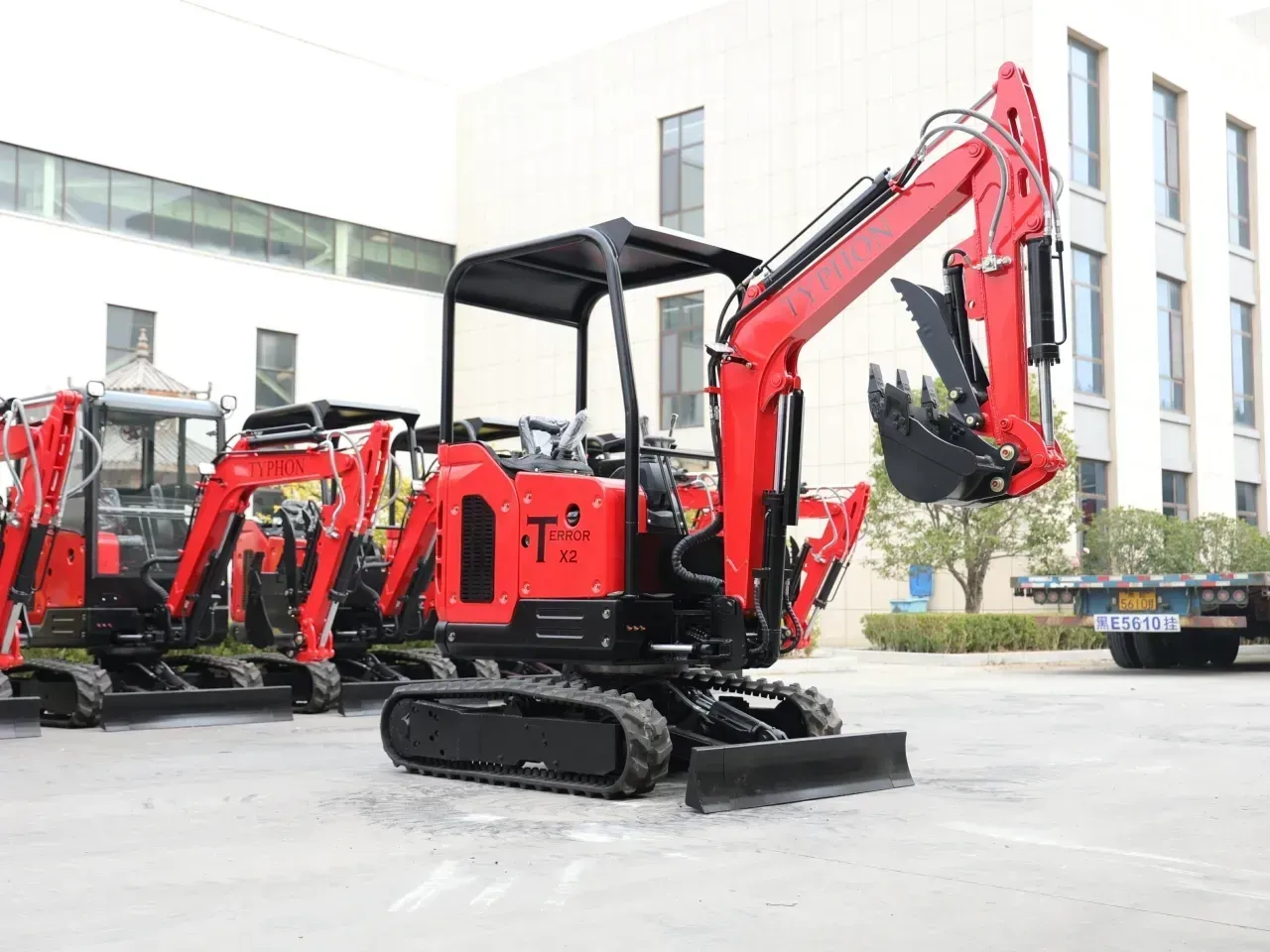 TYPHON TERROR X2 STORM Mini Excavator 2.5 Ton Diesel Perkins Engine USA