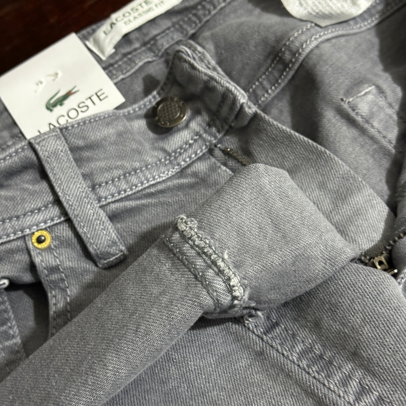 Lacoste Gris Claire - Coupe Droit