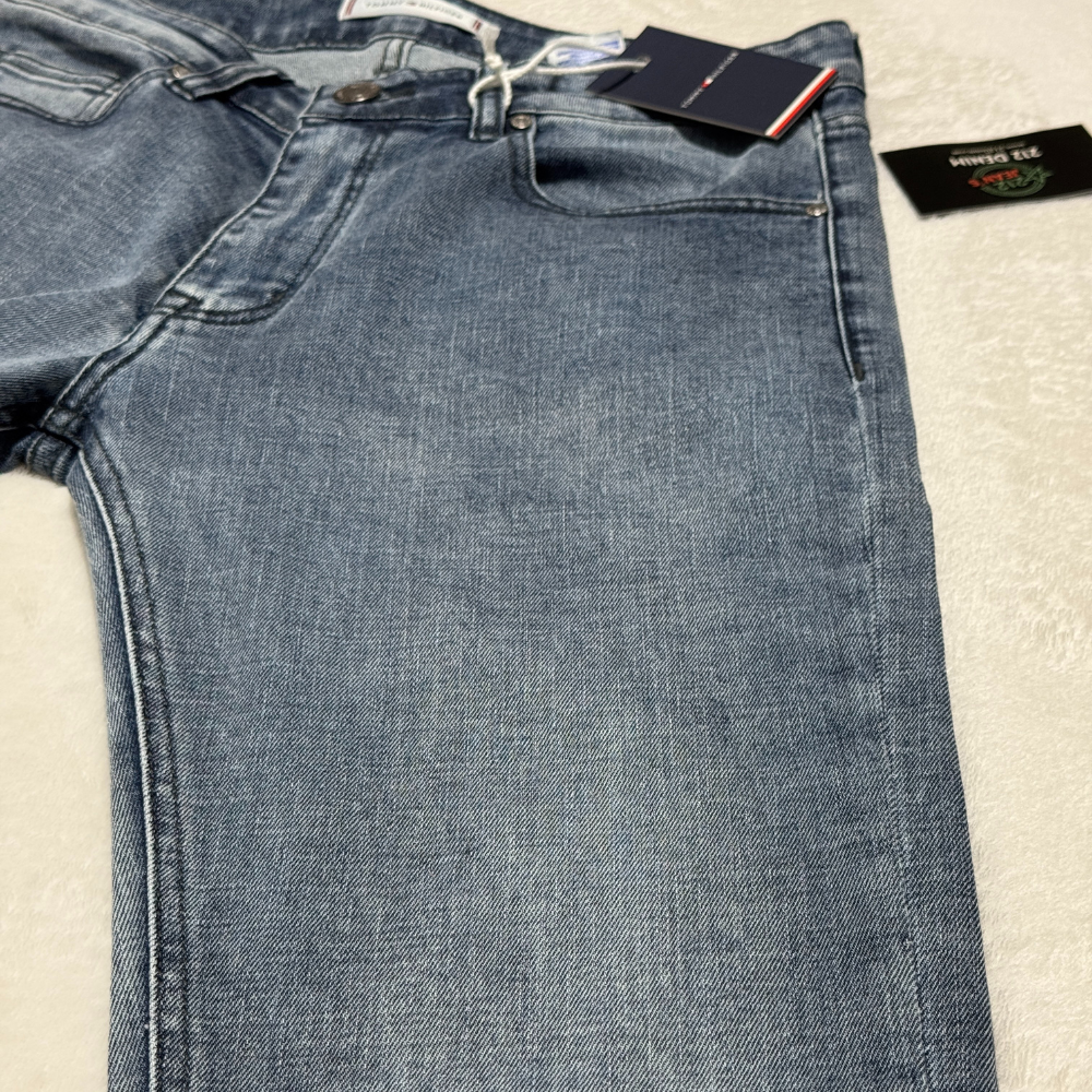 Tomy Bleu Clair - Coupe Slim