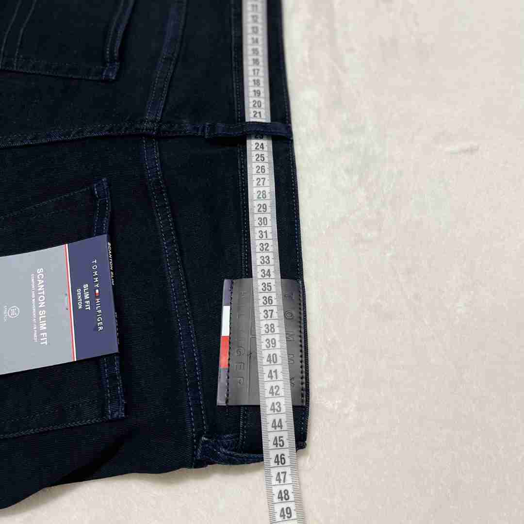 Tomy Bleu Slim