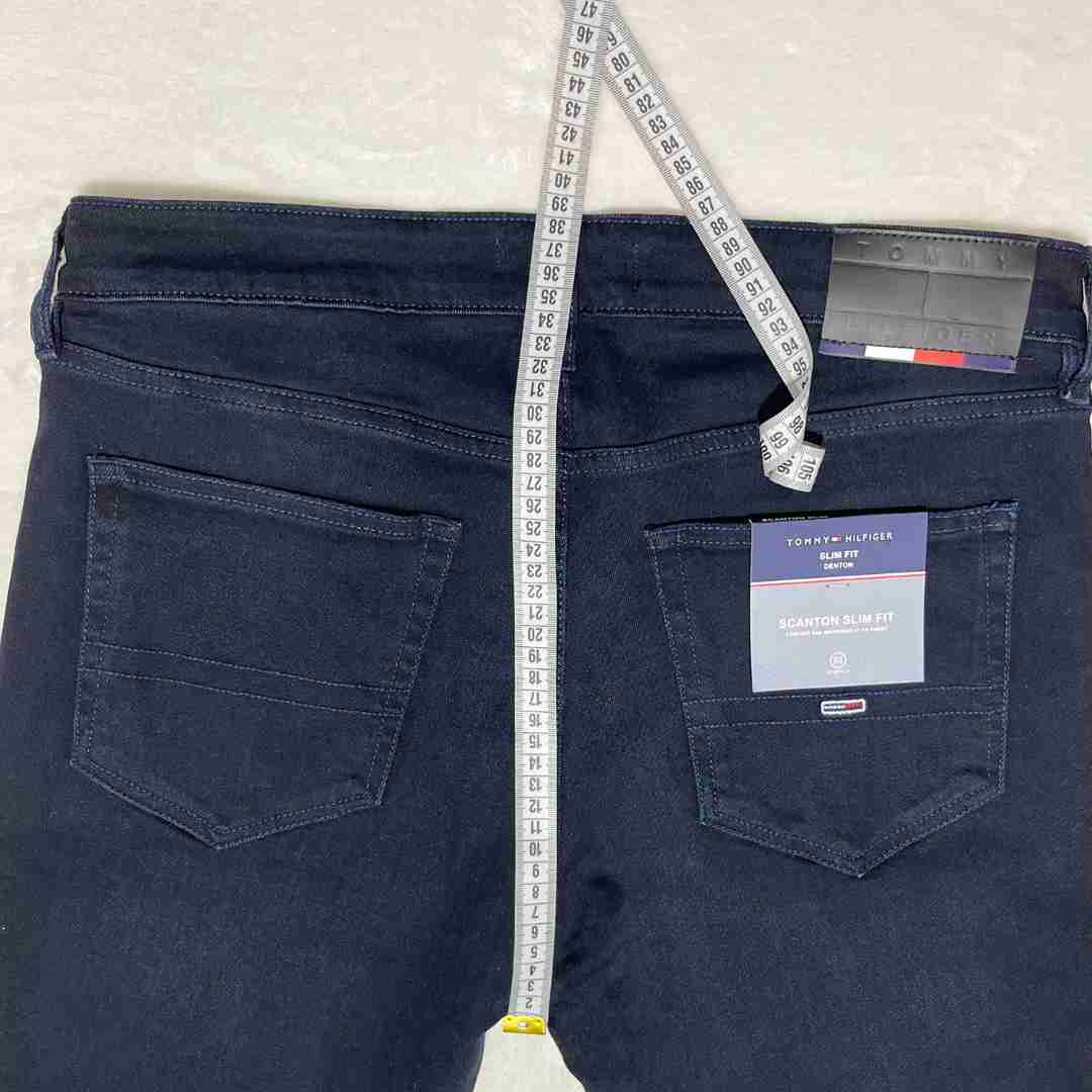 Tomy Bleu Slim